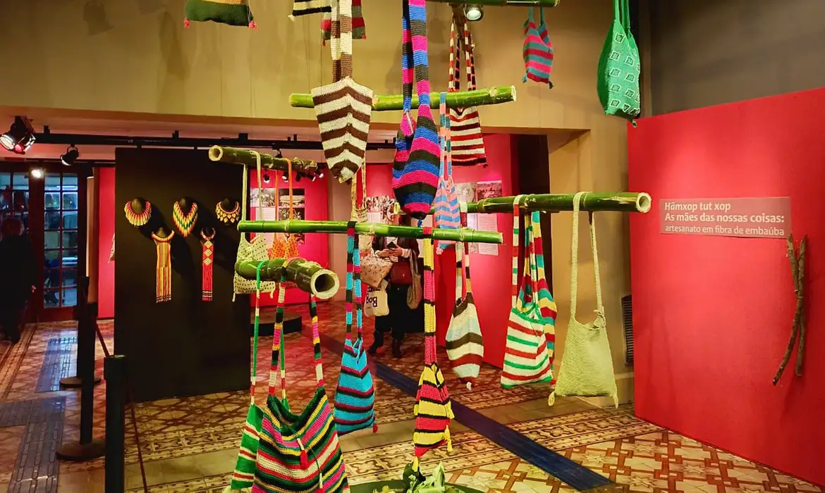 Exposição no Rio traz a cultura dos Maxakali pouco conhecida no país