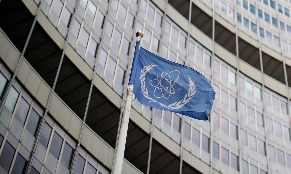 Ucrânia: central nuclear de Zaporizhia perde ligação com rede elétrica
