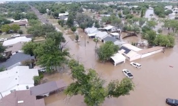 Inundações repentinas deixam pelo menos 27 mortos no Texas