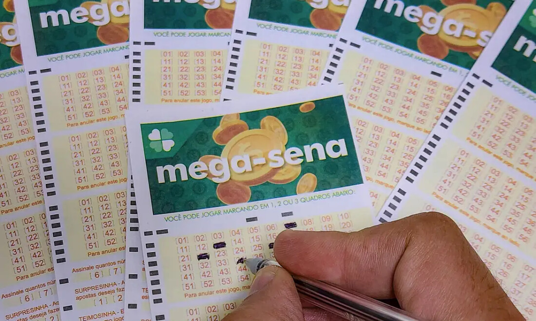 Mega-Sena acumula e prêmio principal vai para R$ 6,5 milhões