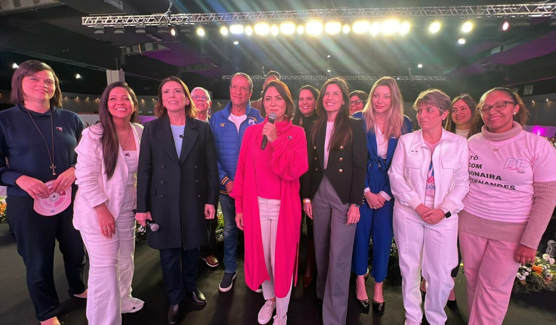 Com Michelle Bolsonaro e Rosana Valle, PL Mulher reúne multidão em Guarulhos