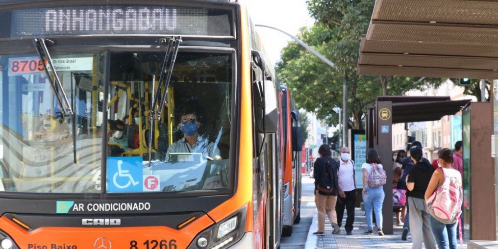 Prefeitura de São Paulo reforça frota de ônibus para o segundo turno