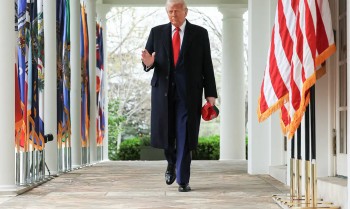 Trump revela acordo com a Otan para fornecer armas à Ucrânia