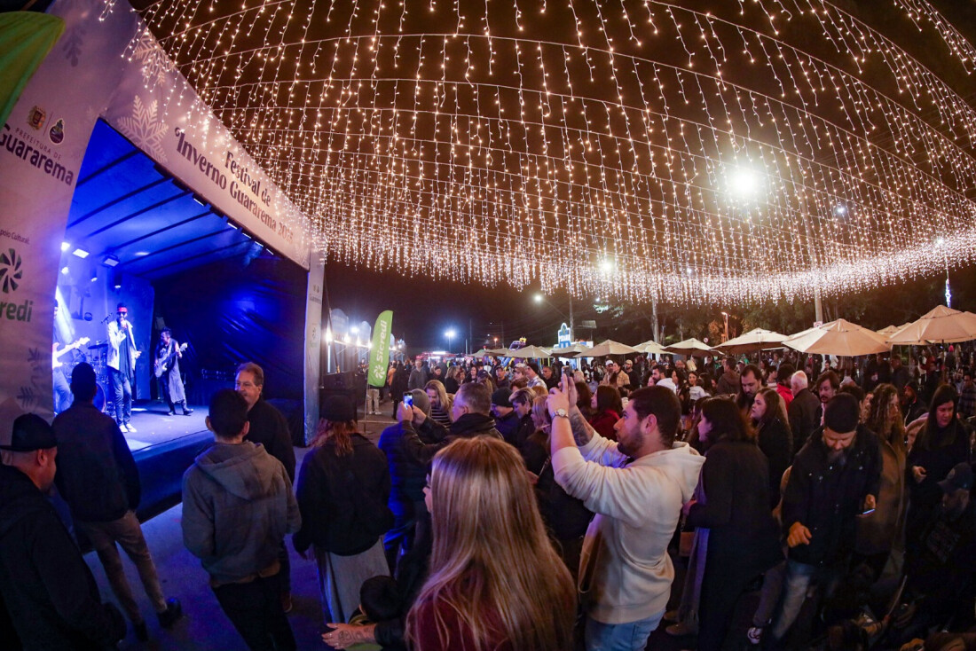 Fim de semana tem shows, sabores e cultura no Festival de Inverno Guararema 2025