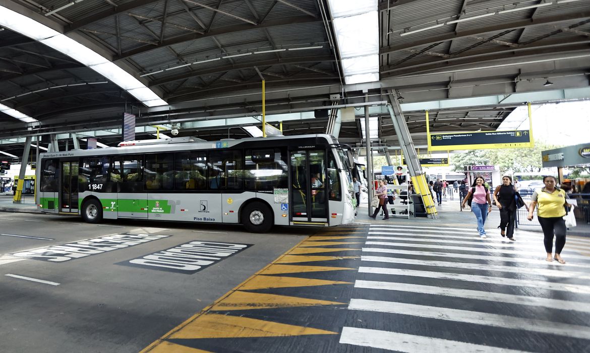Polícia prende oitavo suspeito de ataques a ônibus em São Paulo