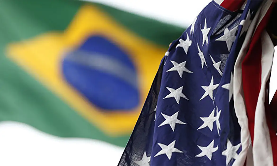 Para câmaras de comércio, tarifa de 50% afeta economia norte-americana
