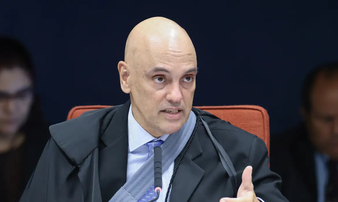 Moraes manda Brazão esclarecer violação da regra de prisão domiciliar