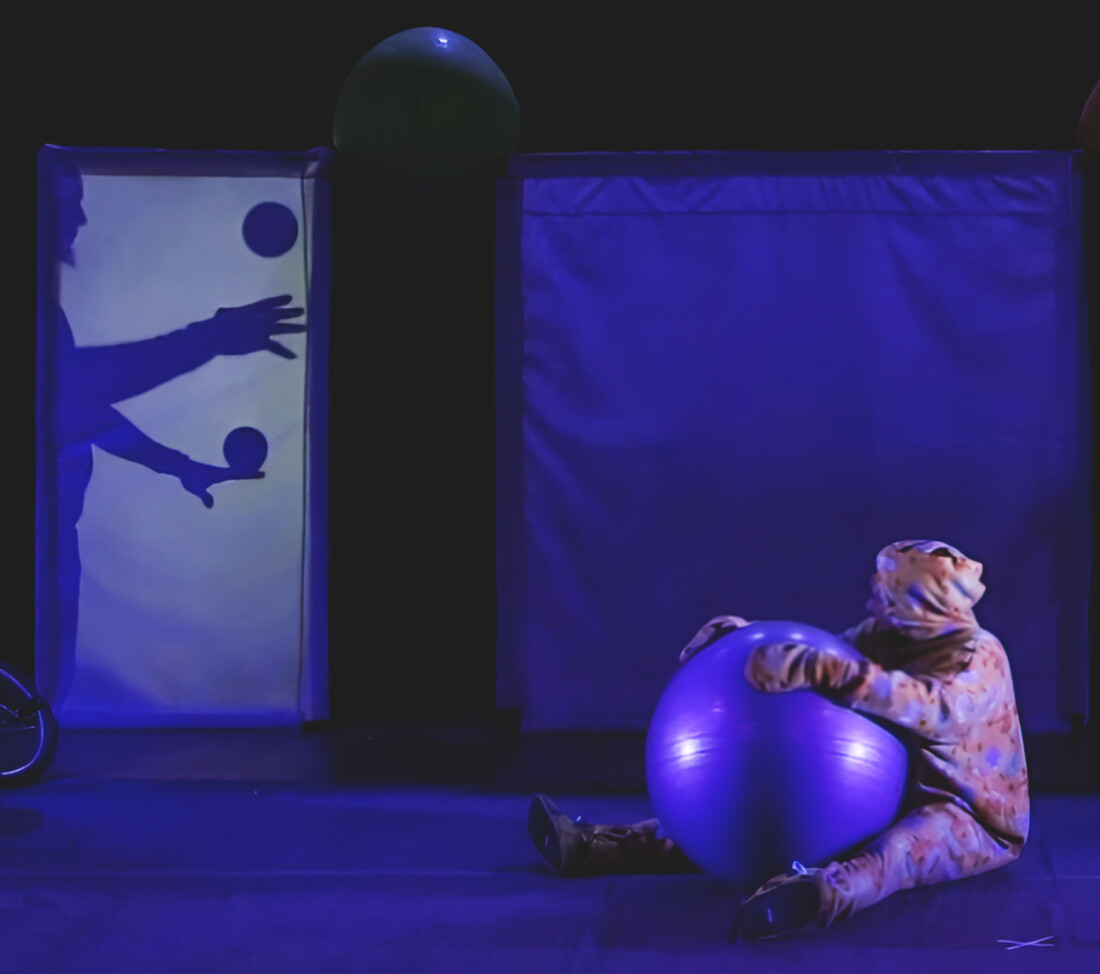 Espaço Opereta recebe espetáculo de circo para bebês neste sábado