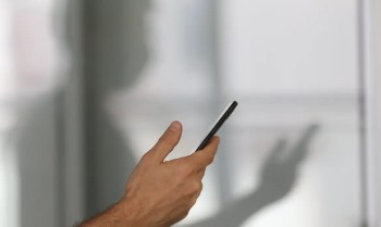 Rio: polícia inicia segunda etapa de devolução de celulares recuperado