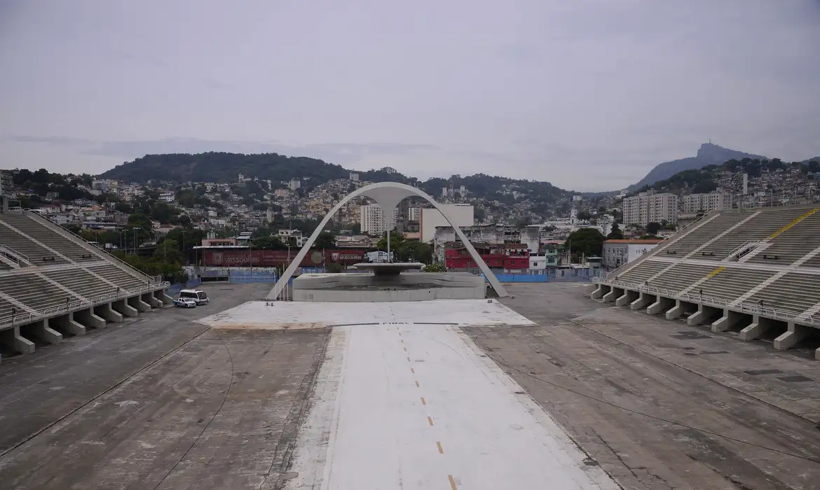 Alerj contestará liminar que devolve Sambódromo à prefeitura do Rio