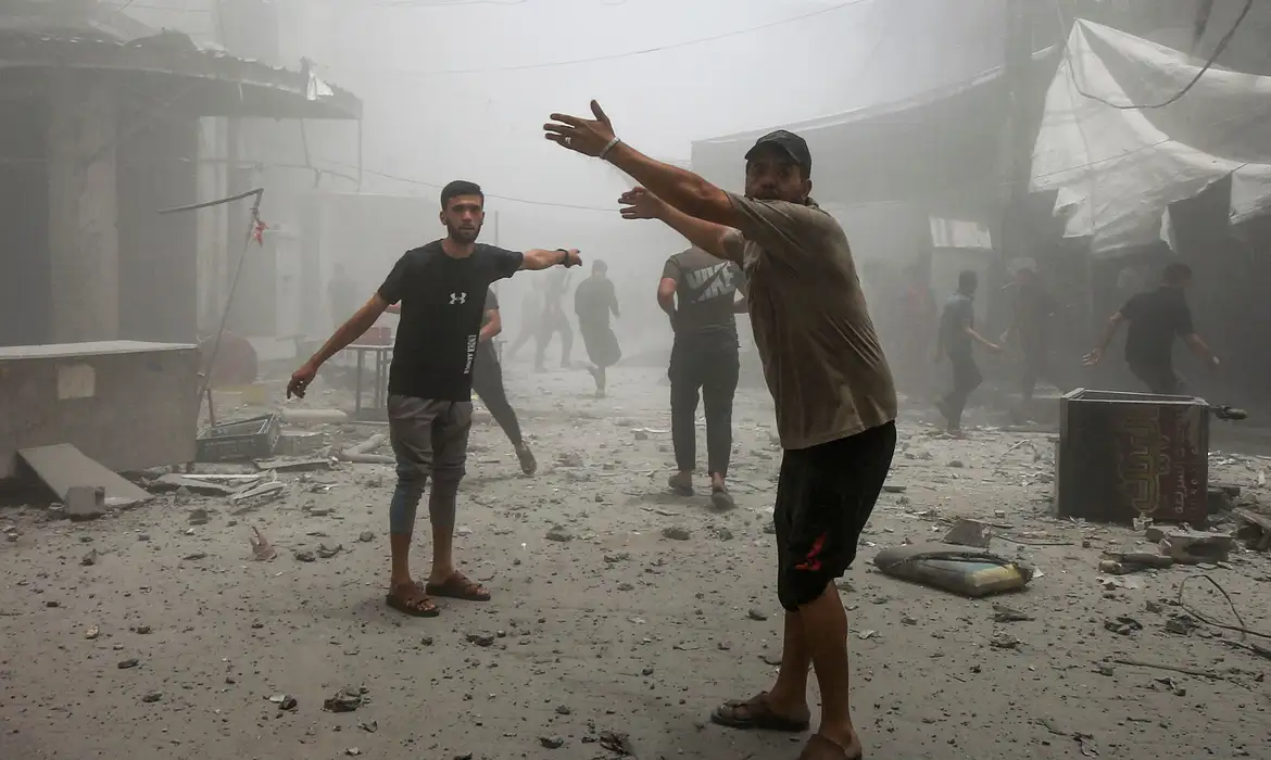 Reino Unido, França e outros países pedem fim da guerra em Gaza