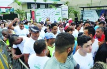 Corrida de Itaquá tem clima de competição e solidariedade