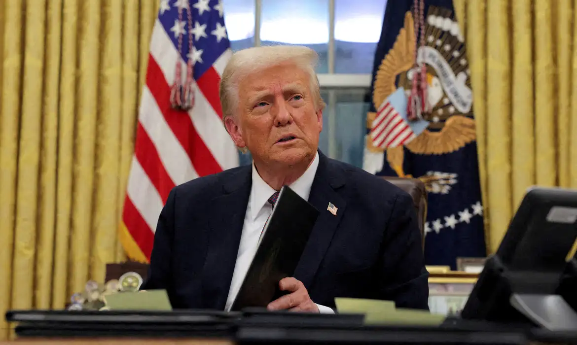 Trump anuncia acordo comercial com Indonésia, membro pleno do Brics