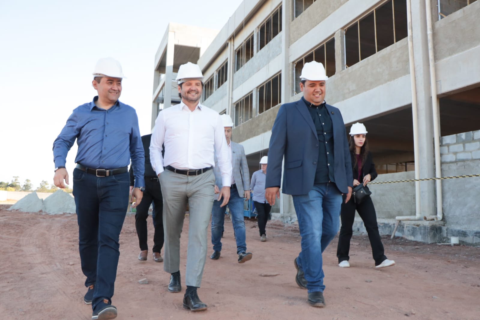 Obras da Fatec avançam durante o mês de julho e chegam a 53% de conclusão