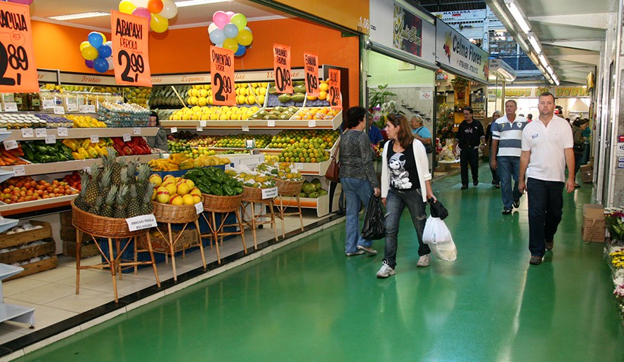 Mercado Municipal de Mogi das Cruzes abrirá até às 14 horas neste sábado