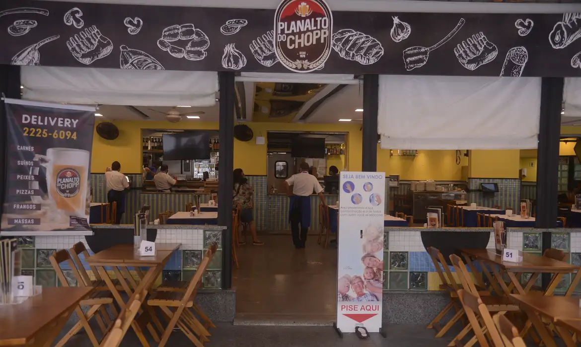 Tarifaço encarecerá alimentação em restaurantes e bares de São Paulo
