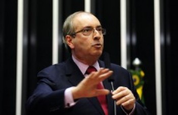 Cunha recorre ao STF contra suspensão do impeachment