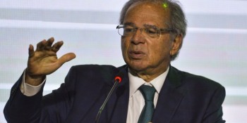 Ministro garante reajuste das aposentadorias e do salário mínimo