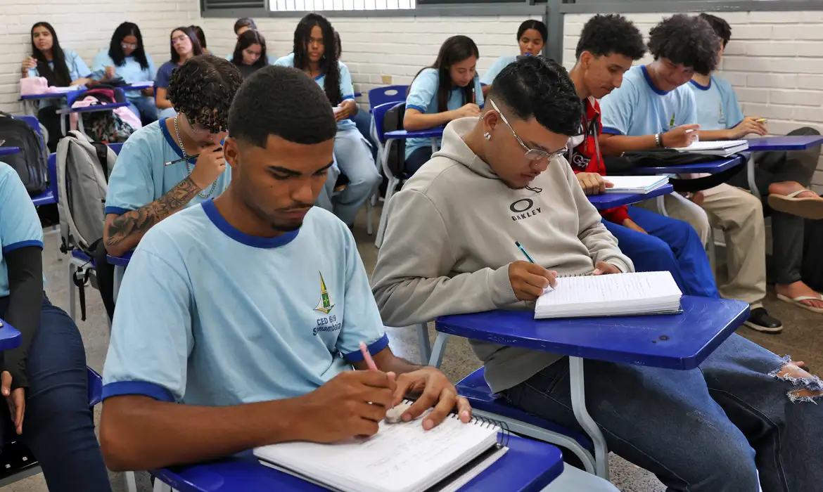 Pé-de-Meia: nascidos em maio e junho recebem quinta parcela