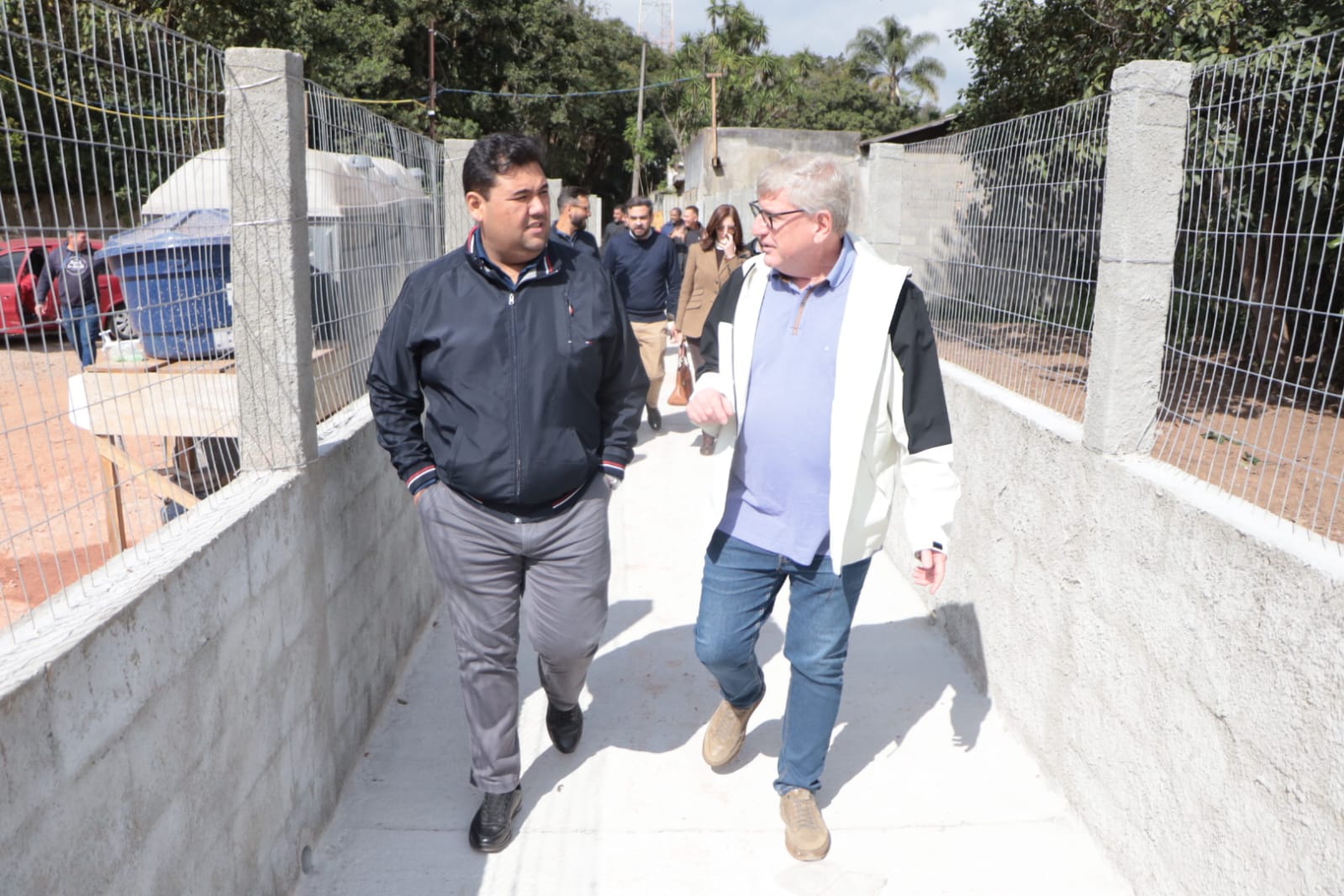 Obras da passarela sobre a linha férrea são concluídas na Estância Americana