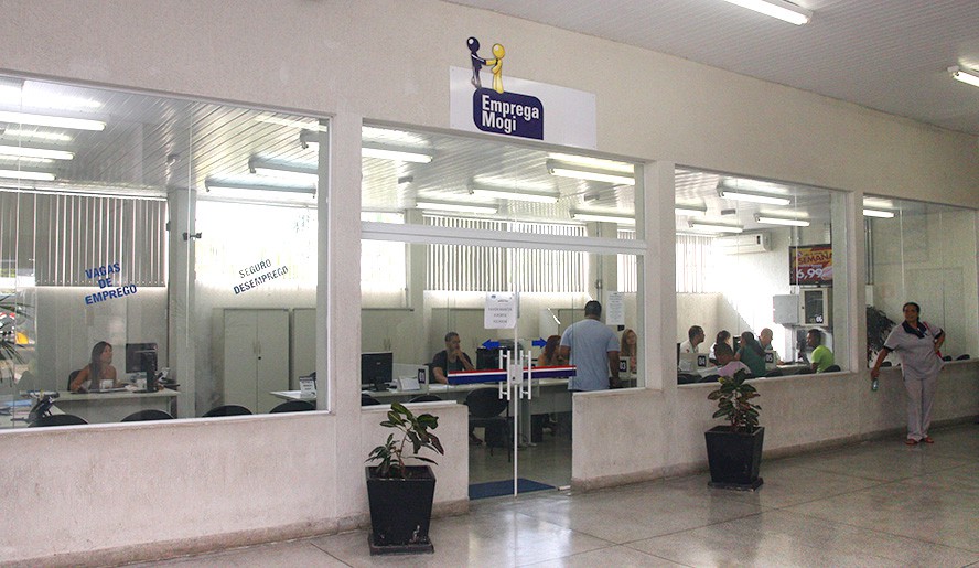 Região soma mais de 6,1 mil vagas de emprego em plataformas municipais