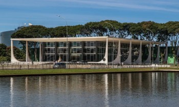 Segundo semestre no STF terá trama golpista e novo presidente 