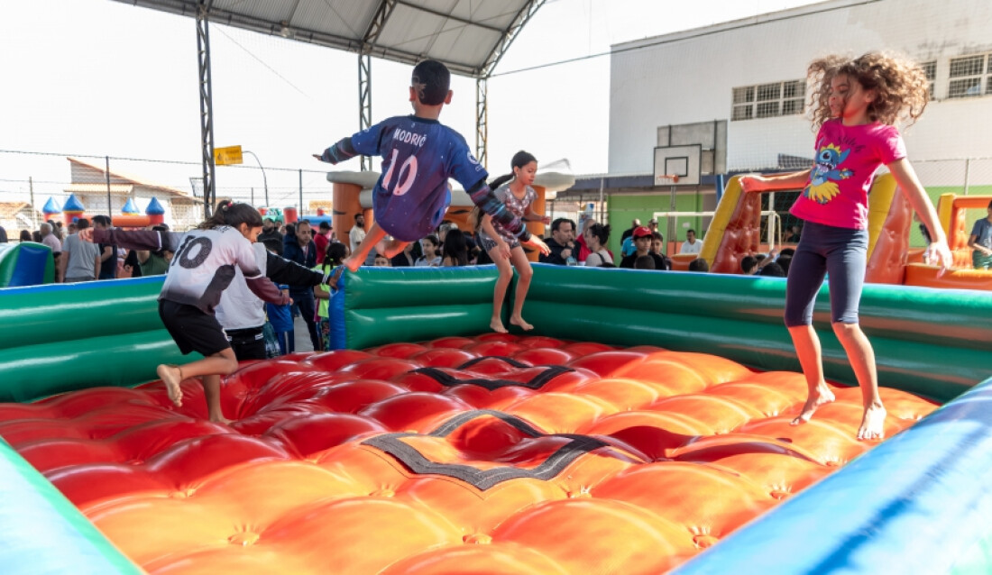 Rua Mais Feliz atende 1,2 mil pessoas na edição do Jardim das Bandeiras