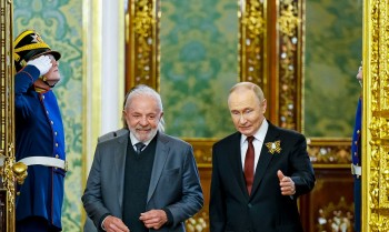 Lula recebe ligação de Putin e conversam sobre guerra na Ucrânia