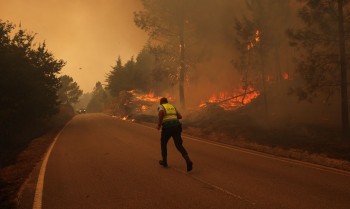 Incêndios florestais na Europa atingem pontos turísticos