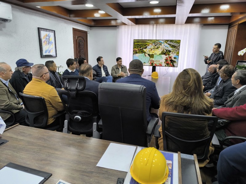 Empresários apresentam projeto de parque aquático de R$ 130 milhões em Poá