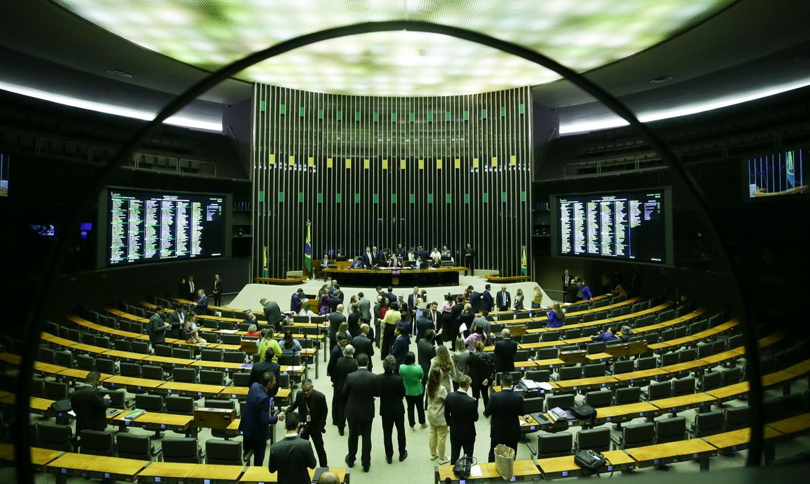 Mais de um terço dos projetos apresentados em 2024 se sobrepõem