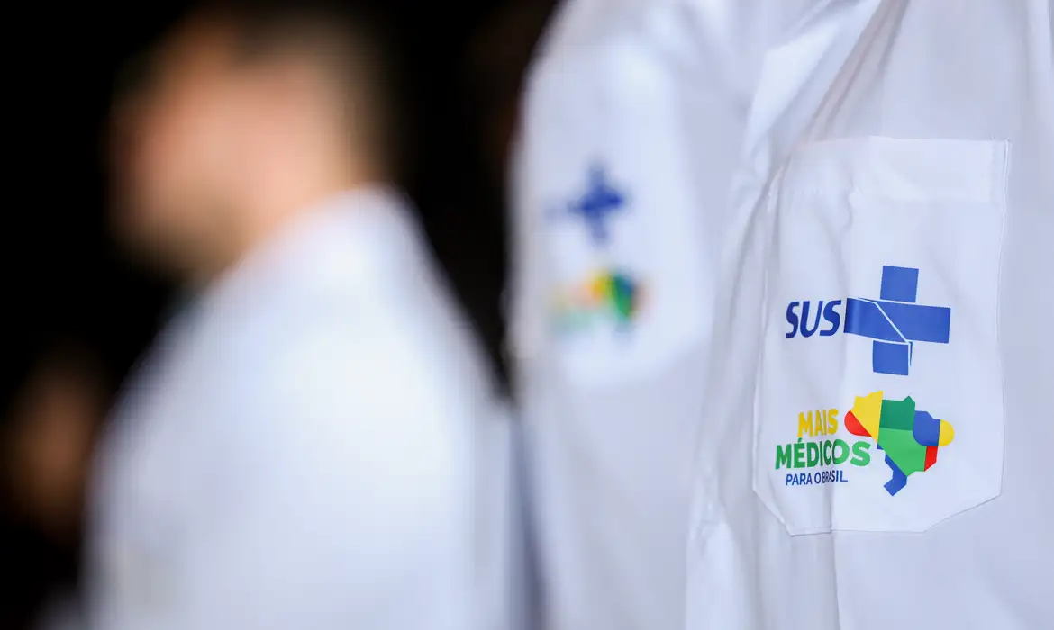 Saiba mais sobre a participação de cubanos no programa Mais Médicos