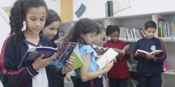 Biblioteca completa um ano de funcionamento