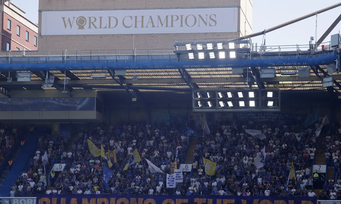 Campeão mundial Chelsea estreia sem gols com Palace na Premier League