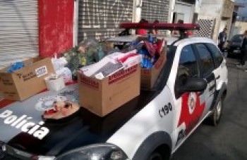 Família oriental é torturada por trio em roubo a residência