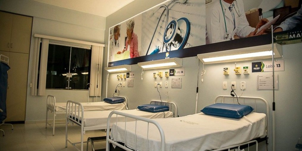 Médicos paulistas trabalham mais de 50 horas semanais, diz pesquisa