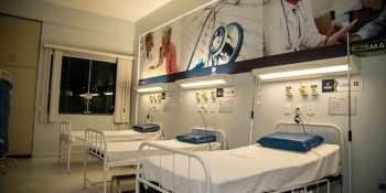 Médicos paulistas trabalham mais de 50 horas semanais, diz pesquisa
