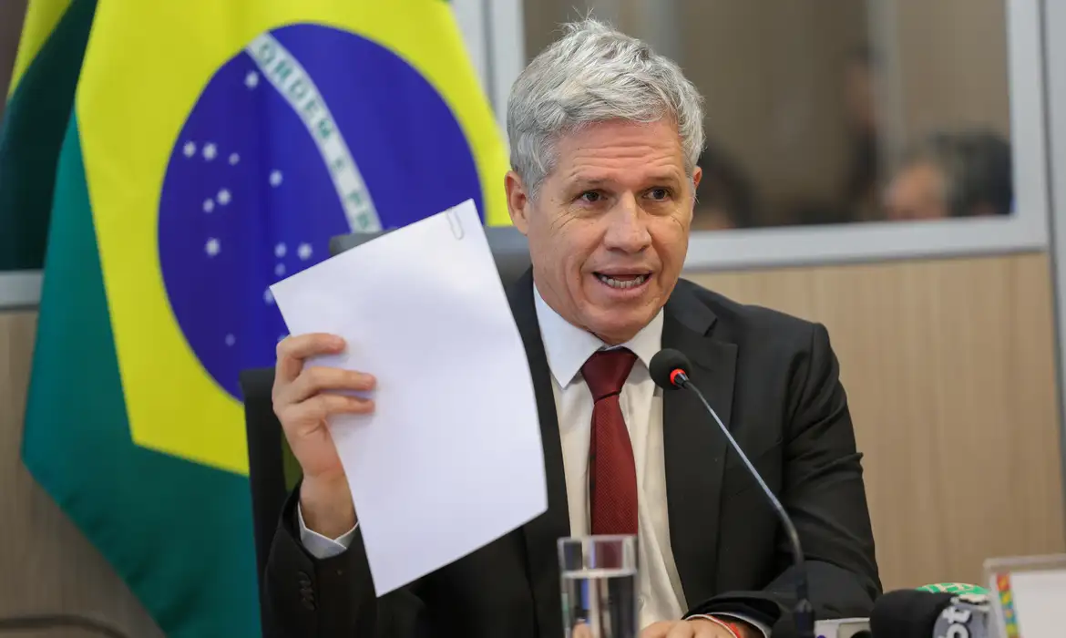 Se necessário, governo prorrogará Brasil Soberano, diz Teixeira 