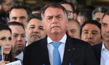 PGR defende reforço de policiamento na casa de Bolsonaro