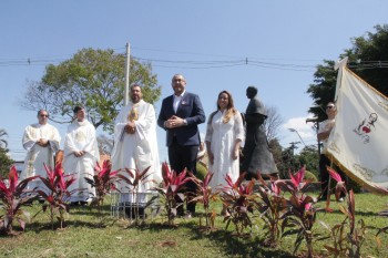 Prefeito Saulo Souza participa das celebrações do Dia de Padre Eustáquio em Poá