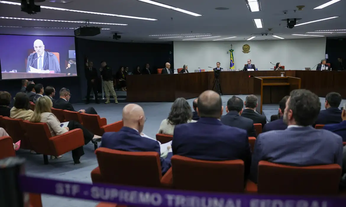 Defesa de Mauro Cid pede manutenção da delação premiada ao STF