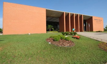 PF faz buscas em dez gabinetes de deputados estaduais do Tocantins