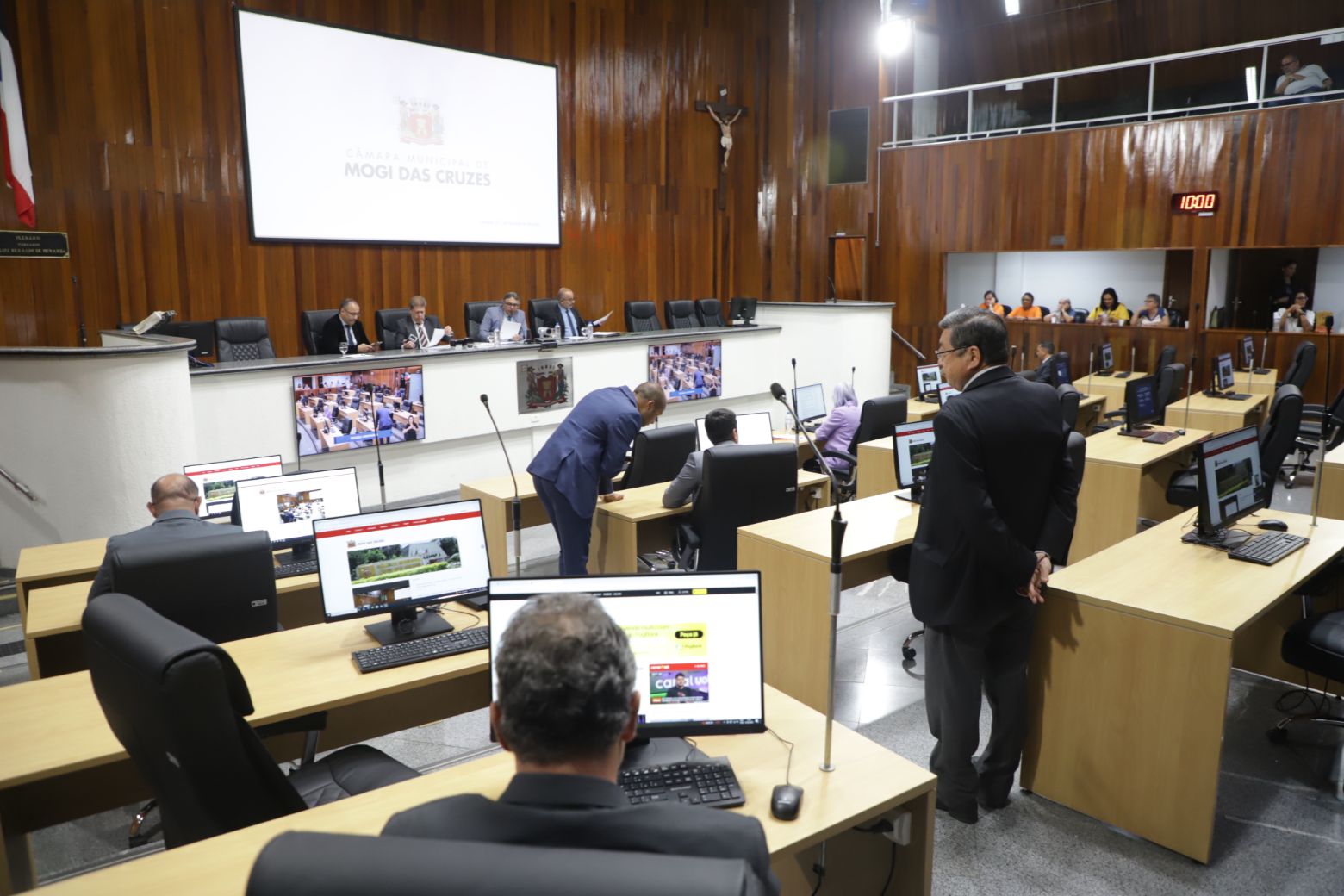 Câmara de Mogi aprova atualização da lei sobre feiras livres