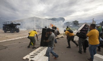 Moraes abre prazo para alegações do Núcleo 2 dos atos golpistas