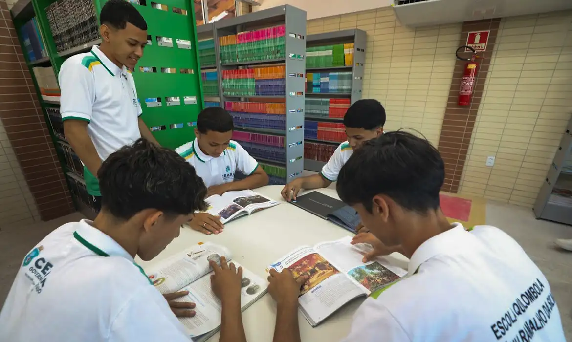 Pesquisa revela como alunos do 6º ao 9º ano enxergam a escola