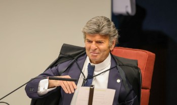 Fux cita inompetência do STF para julgar ação contra Bolsonaro