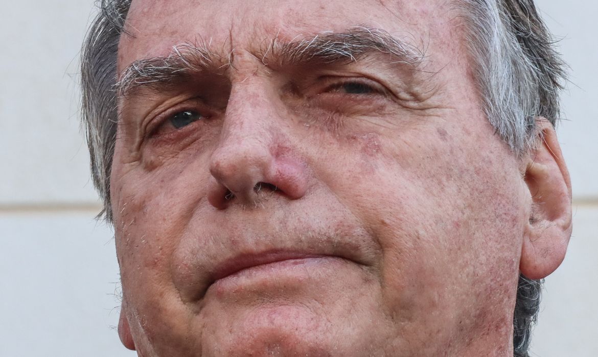 Prisão, perda de patente: entenda próximos passos após condenação