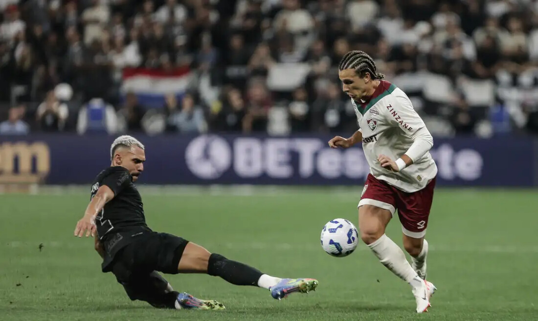 Brasileiro: Fluminense e Corinthians medem forças no Maracanã