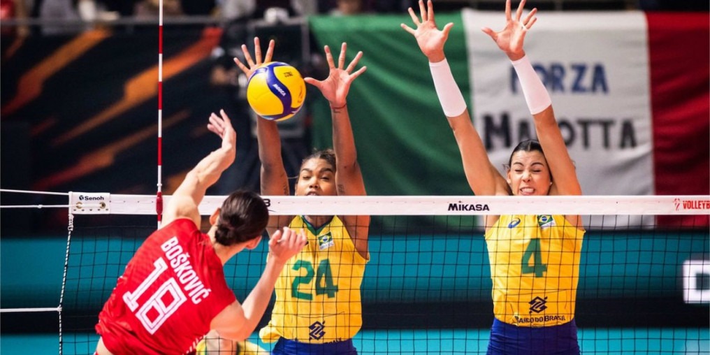 Brasil cai para Sérvia e fica com o vice no Mundial de vôlei feminino