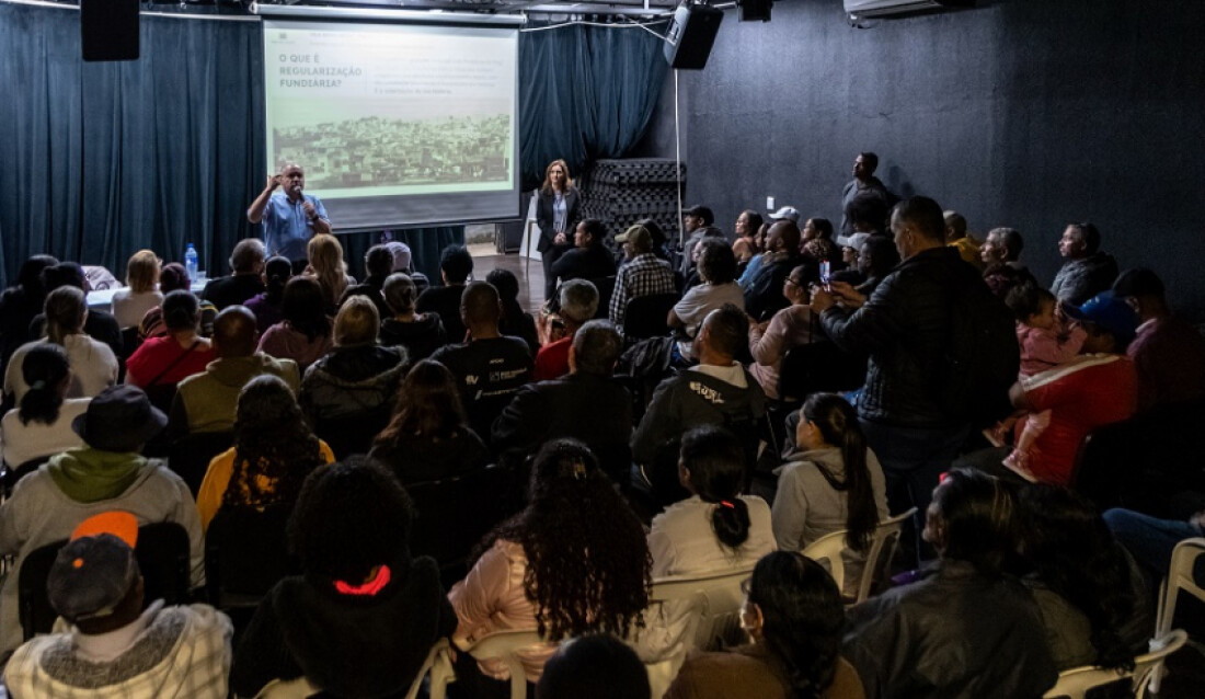 Reunião na Vila Nova União apresenta programa de regularização fundiária